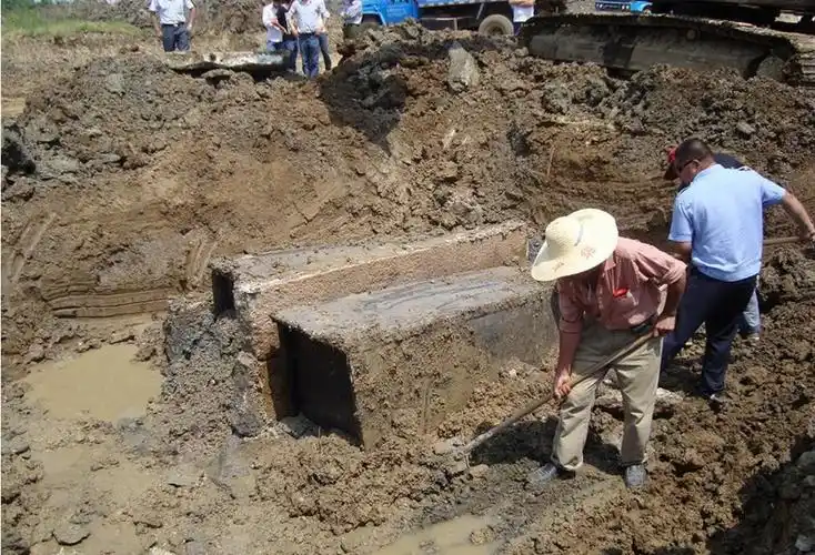 泉州郊外特大发现:专家挖墓引出500年神秘家族,锡兰公主大揭秘