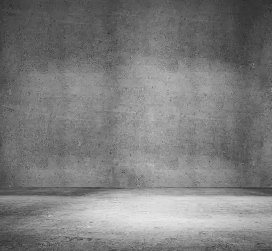 未装修的灰色混凝土室内毛坯房