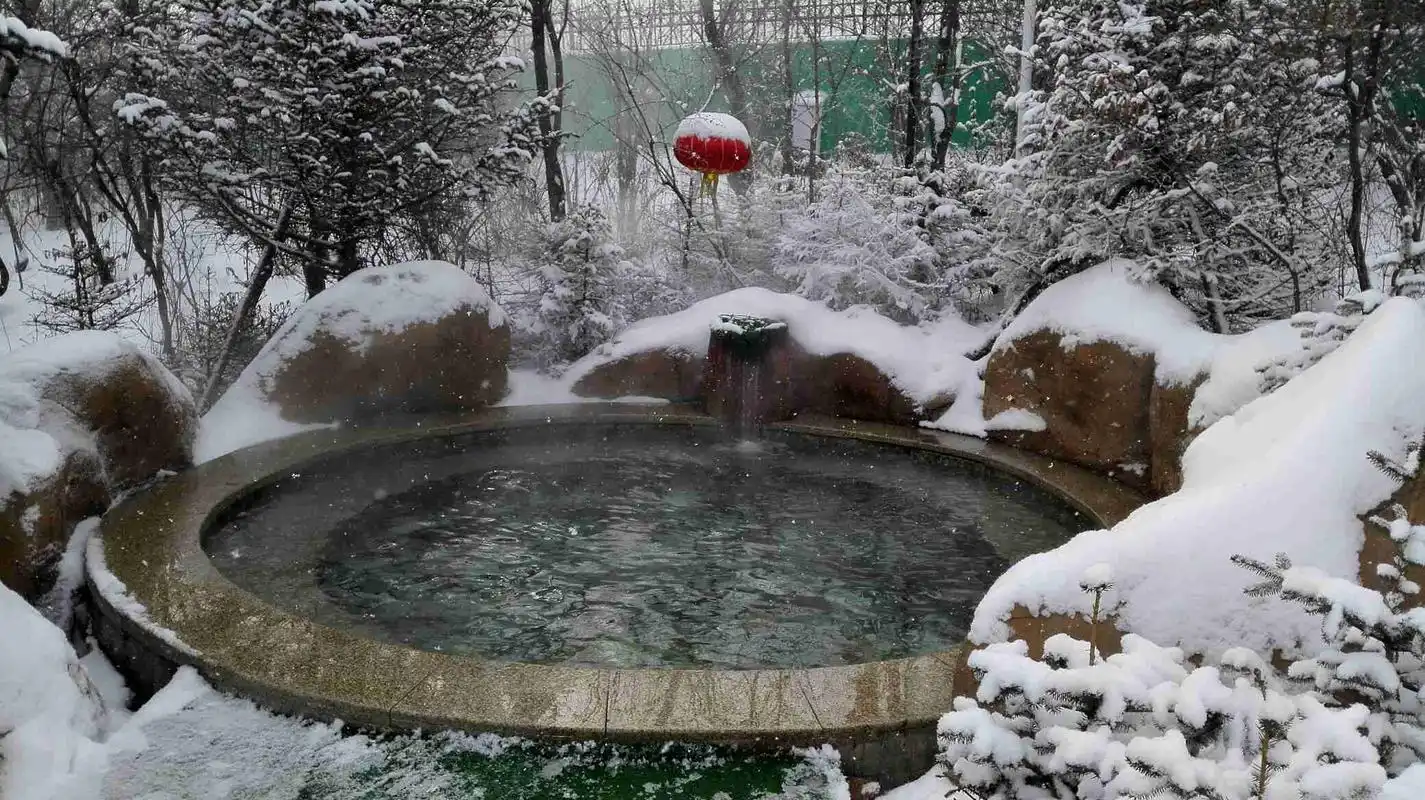 哈尔滨宾县英杰温泉一日游【 门票  往返车】