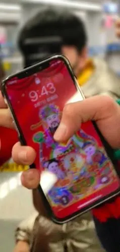 谁都有一个暴富的梦啊哈哈哈.肖战同款壁纸换上了