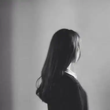 超拽头像女生霸气黑白头像大全