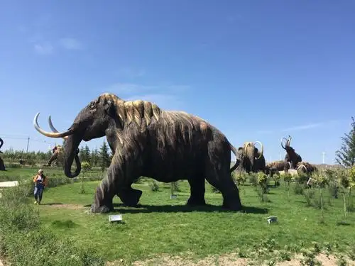 扎赉诺尔猛犸旅游区