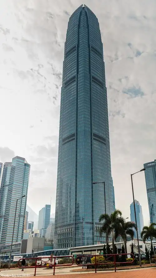 香港摩天大楼_香港摩天大楼多少层-万县网
