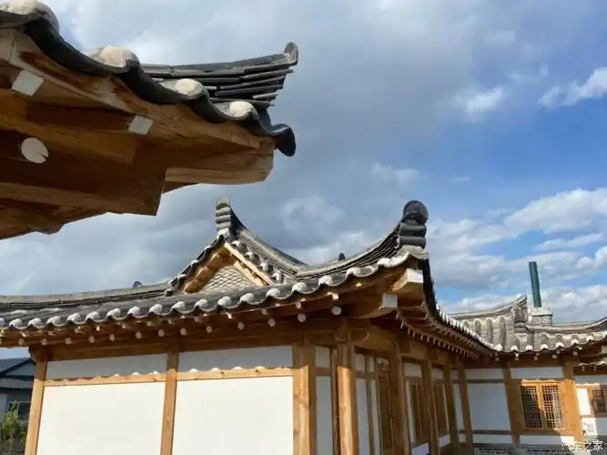 红色小镇太兴村的朝鲜族民居充满民族风情气息