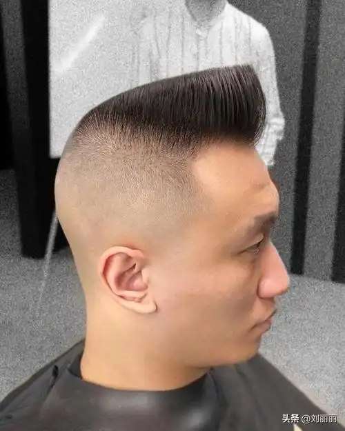 最潮男生发型,新时尚男士发型24款,越看越有型,简直帅炸了