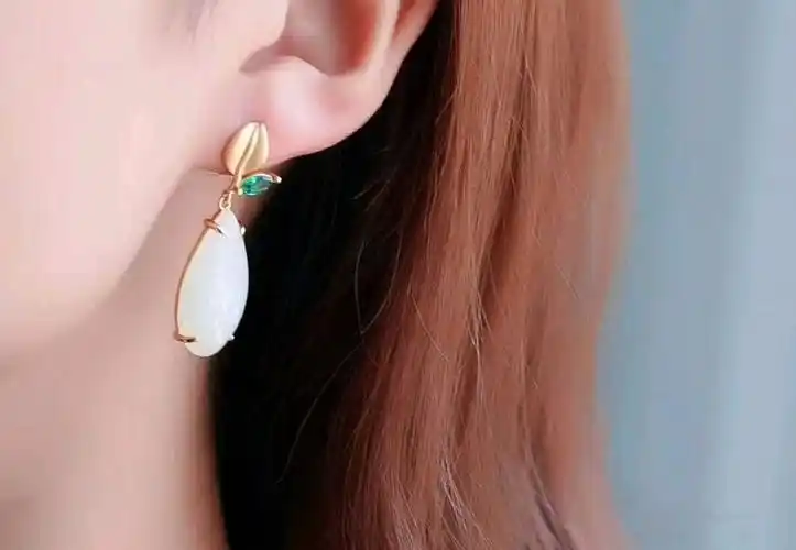 女人为什么要戴玉这是我听过最好的回答