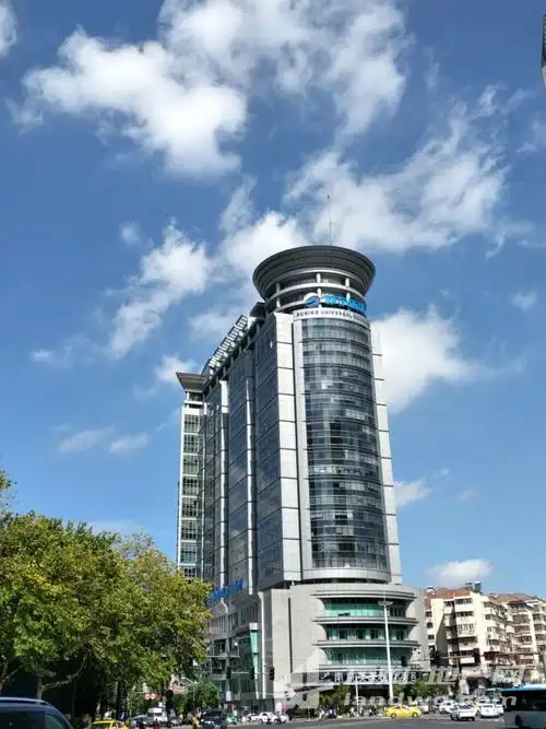 五台山地标(苏宁环球大厦)清爽精装修 落地窗靠珠江地铁口