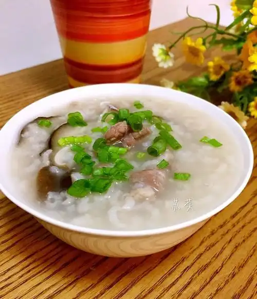 香菇瘦肉粥的做法和步骤图解 - 香菇瘦肉粥怎么做好吃 - 菜谱大全