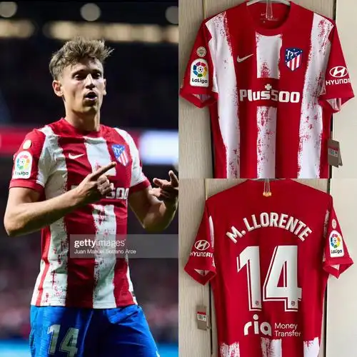 本人提名米兰.红黑条纹搭配太好看了