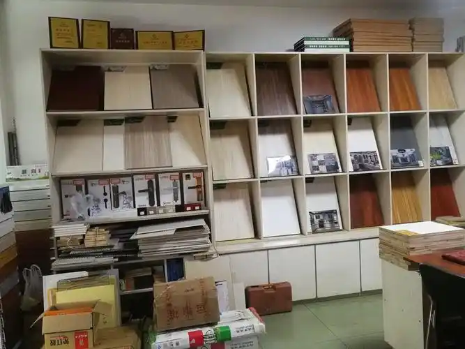 千山真木板 立欣装饰材料批发总汇