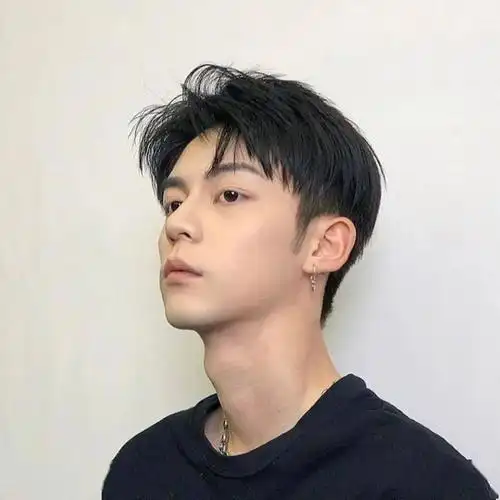 2021最帅的12款男生发型