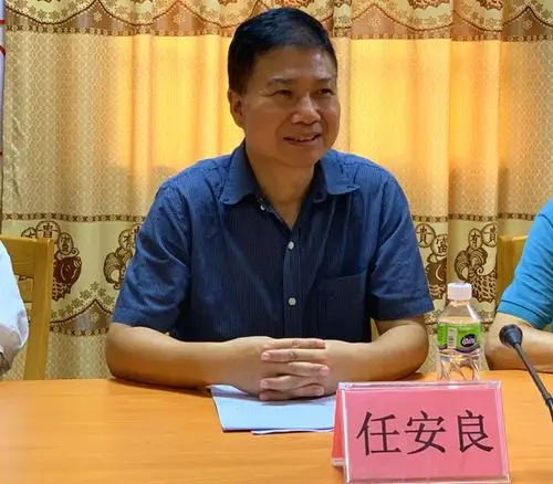 江门市政协领导一行到良西镇调研农村基层社会治理工作