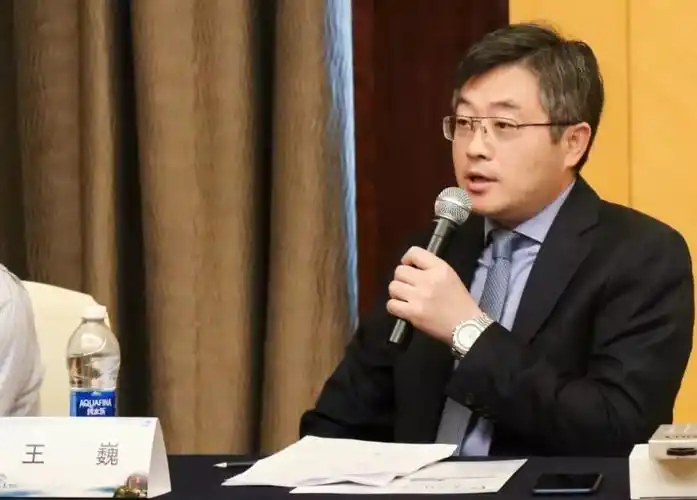 王东教授(北京大学人民医院),王巍教授(复旦大学附属华东医