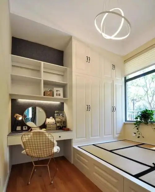 小户型蜗居35款卧室榻榻米设计太实用了