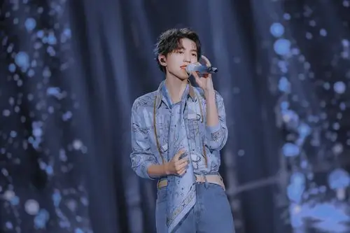 王俊凯 - 堆糖,美图壁纸兴趣社区