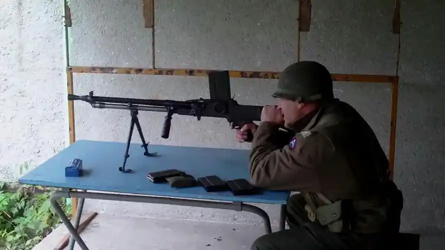 捷克式zb26和zb30轻机枪