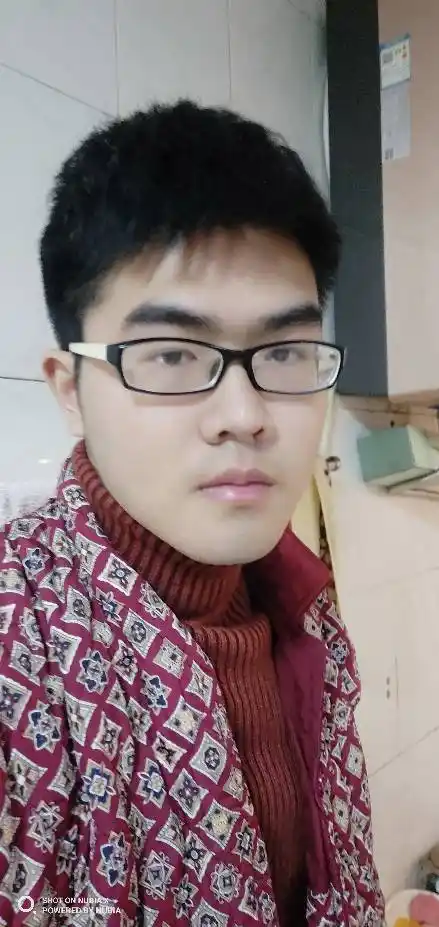 丑还是帅 客观来说 怎么众说纷纭 戴眼镜和不戴哪个更好