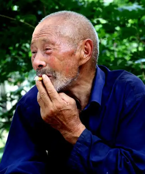 老爷子 - 人像作品 - 数码摄影网论坛 - 摄影交流论坛