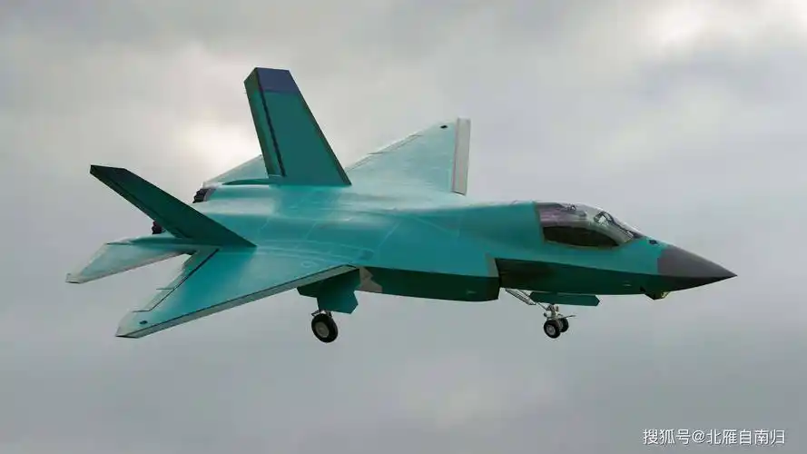 从自筹资金,到开枝散叶,沈飞fc31"鹘鹰"用了15年终成正果_战斗机_翼面