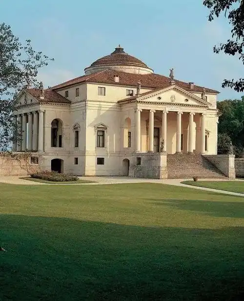 建筑03圆厅别墅神光照进人的厅堂