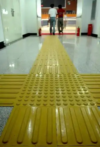 北理工打造无障碍体育馆