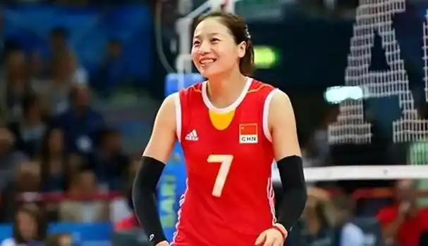 在里约奥运会,魏秋月与朱婷配合默契,让主攻手朱婷得到了最大限度的