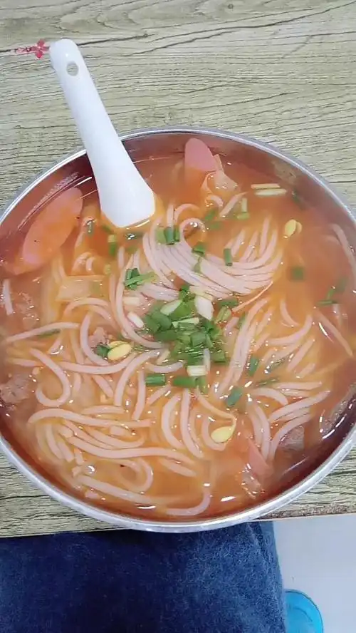 全民小助手凯里酸汤粉