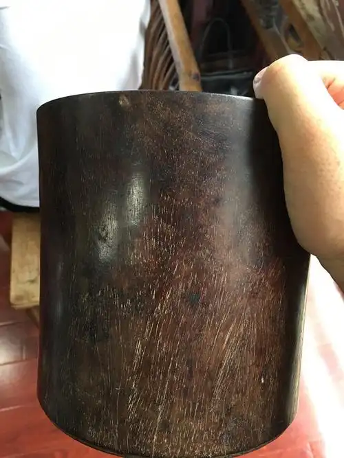 明代海南黄花梨束腰笔筒