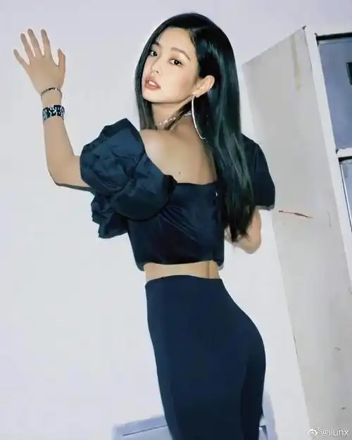 jennie身材好绝