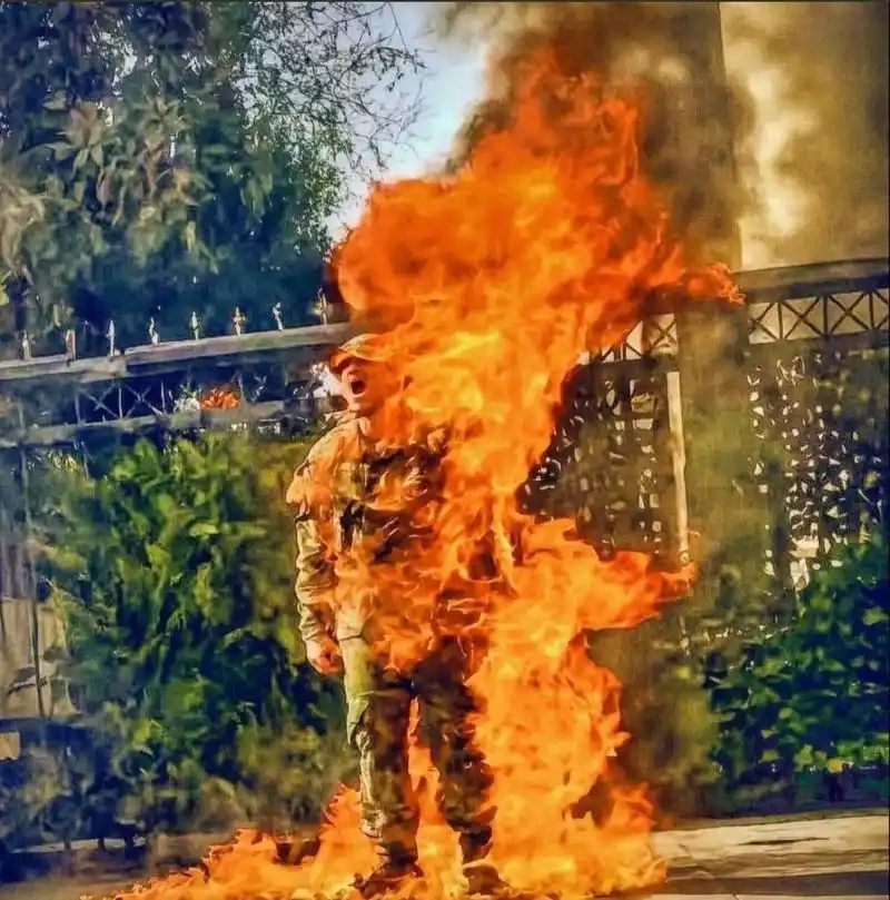 "国际主义精神得到了延续,人类的群星仍在闪耀" 美国现役空军 - 抖音