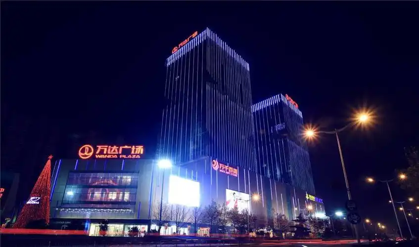 大咖降临 | 这个520,来中原万达rng带你登上王者巅峰!