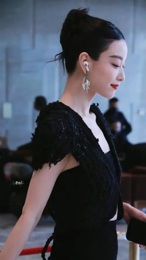 倪妮 油画里的美人