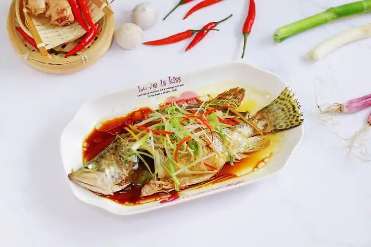 年夜饭不知道做什么了教你做清蒸桂鱼豉油一淋比买的好吃