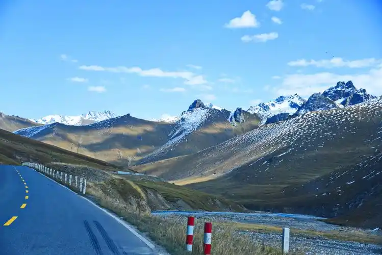 独库公路,美得一塌糊涂
