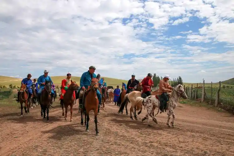 巴彦浩力宝蒙古族婚礼 - 美篇