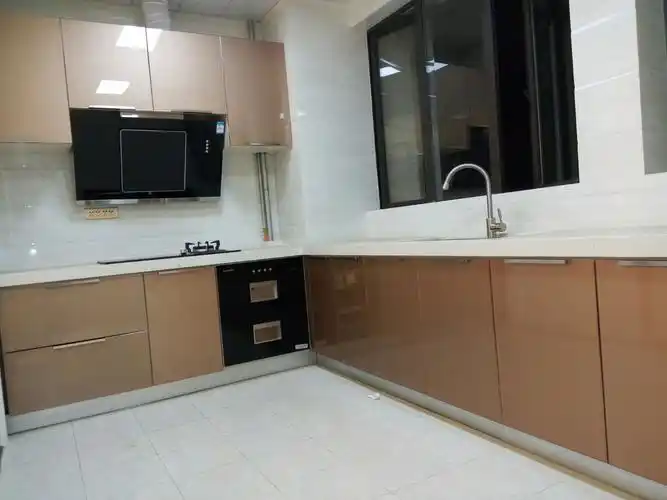 金刚门橱柜安装实景图片