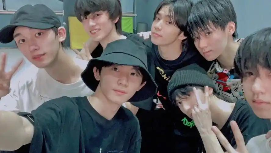 "时代少年团7个人 爆米花英语7个字母 tnt的笔画也是7画"