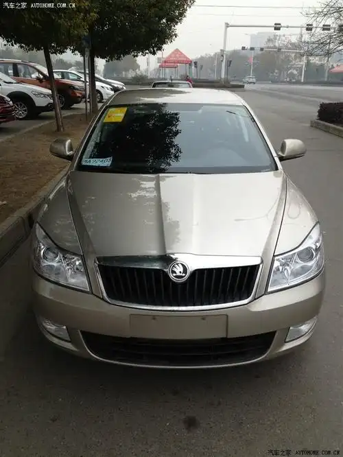 理性之选明锐2014款香槟金16自动逸杰版提车