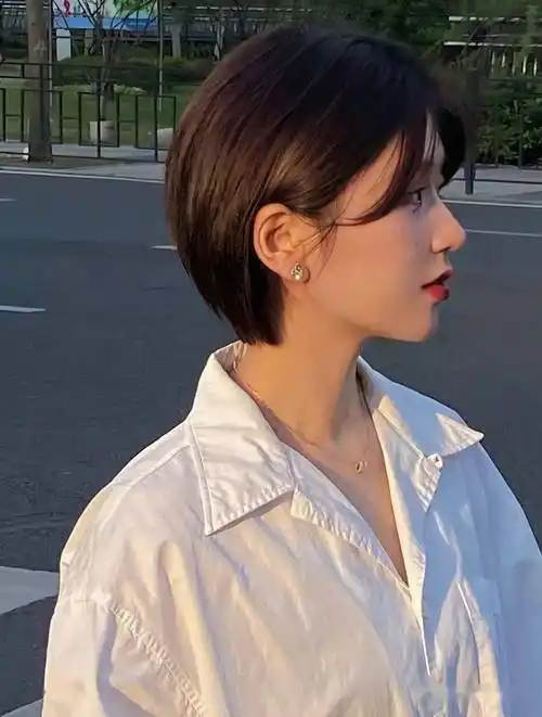 2023春夏气质超短发剪一剪,显高显年轻._发型_中国_形象