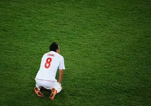 图文18决赛巴西30智利比达尔依依不舍