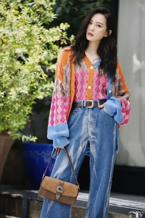 fb the 11th issue#刘诗诗超话look19009橙色系服装最大的亮点