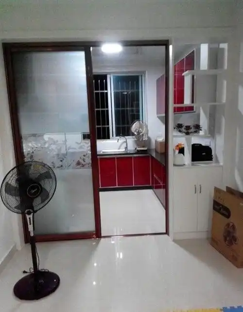 淮安两边酒柜中间推拉门设计?家庭装修酒柜设计 - 孔雀家装网