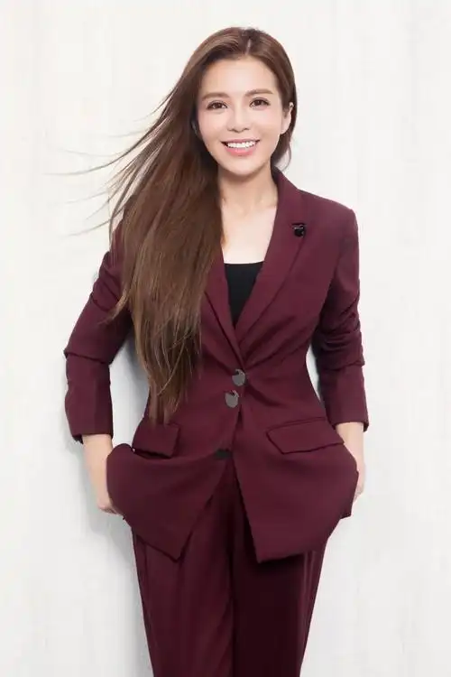 专访朱迅:我享受静静倾听那些"艺术清单"下,折射出的璀璨人生