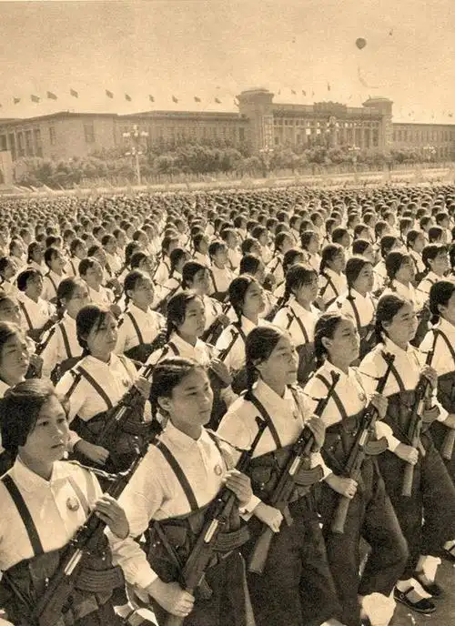 一组1970年国庆老照片