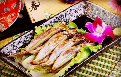 烤多春鱼·鲜味十足