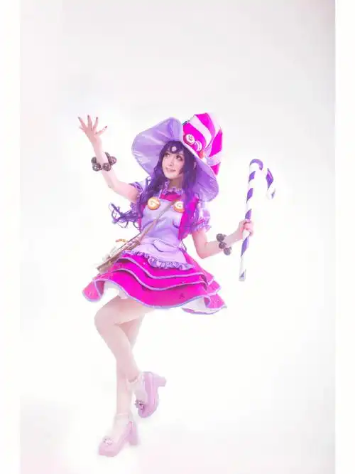 英雄联盟仙灵女巫璐璐cos