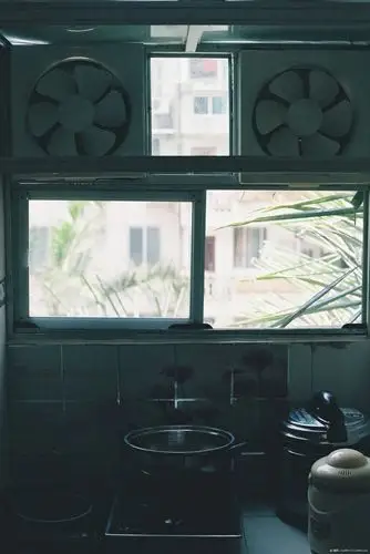 90年代流行的无烟灶台.