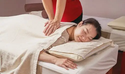 全身精油按摩 70 min|女性最爱