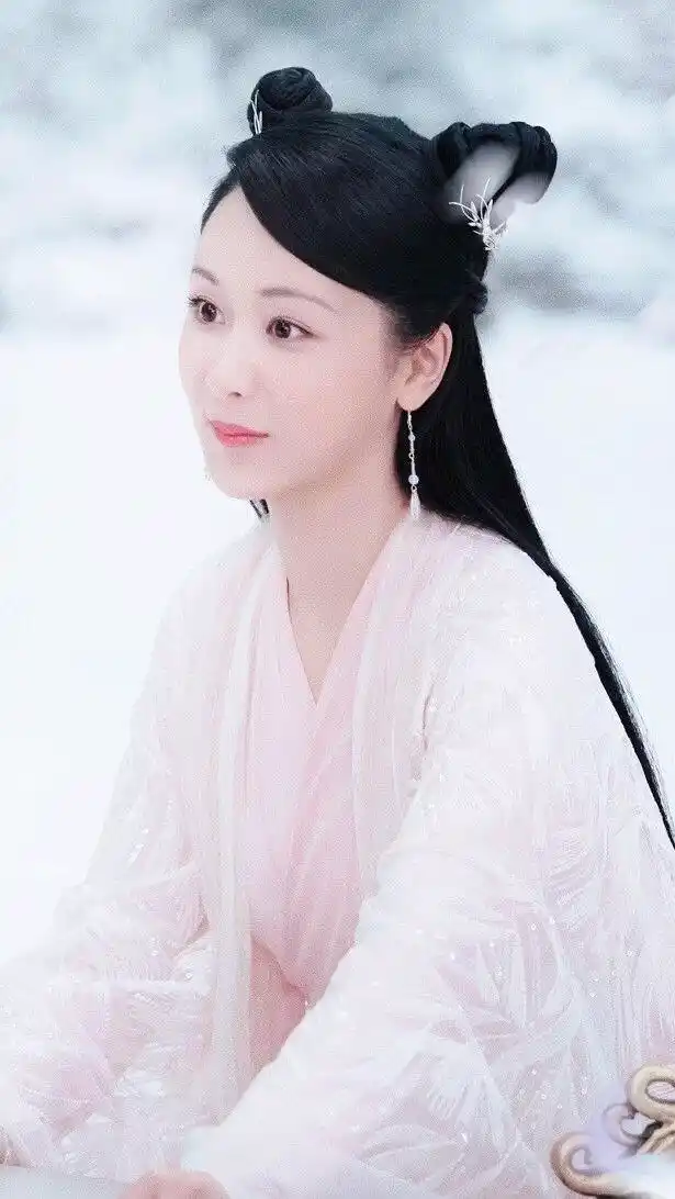 发现你越来越勇敢自信漂亮,而我越来越喜欢你了.