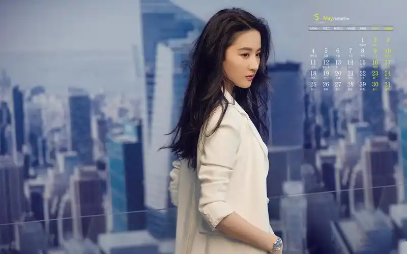 刘亦菲简介 刘亦菲传奇代言插图1